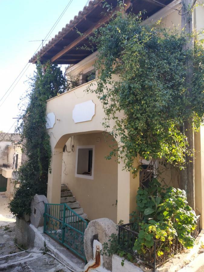 Andrea'S Traditional House Corfu  Exterior photo